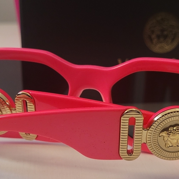 Versace Medusa  Sunglasses Biggie in Fushia NWT - Picture 4 of 6